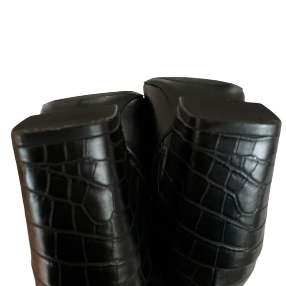 Vionic Linda Heeled Shortie Bootie Leather Shoes Croc Embossed Black Size 10 - Picture 13 of 16